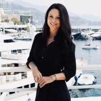 Vikki Daras Email