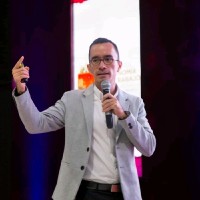 Neurotry Employee Carlos Chiang's profile photo