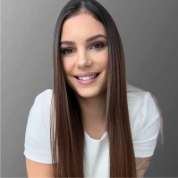 Helliara Silva Email
