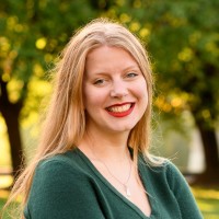 Kate Kerns Email & Phone Number