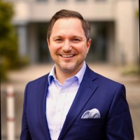 Dr. Meindl & Collegen AG Employee Bastian Bauernfeind's profile photo