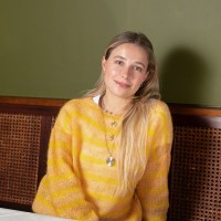 Me:Mo Employee Red Simeone's profile photo