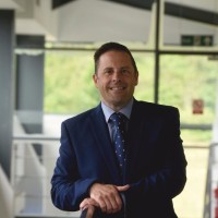 Comparison Creator Employee Stephen Jones's profile photo