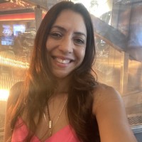 Keiti Munari Email
