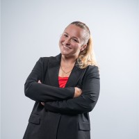Clara Cimmarusti Email