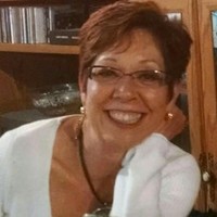 W Developer Employee Dee Russell's profile photo