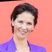 Shelley Thomas Email