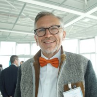 Armin Bauer Email
