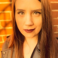 DesignRush Employee Coral Cripps's profile photo