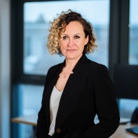 Kat Hunsdon Email & Phone Number