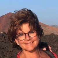 Sanda Giurgea Email