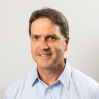 E-mail e número de telefone de Jeff Hoffmann