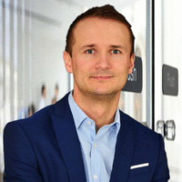 Michael Kunze Email