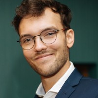Piotr Cieślik Email