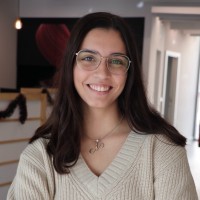 Madalena Neves Email