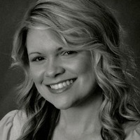 Kelli McGaughey Email & Phone Number
