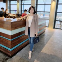 Anne Low Email & Phone Number
