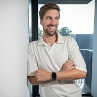 EXTRA Shop Employee Maxime Abbenbroek's profile photo