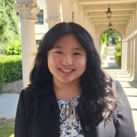 USC Center for Health Journalism Employee Roselyn Chin's profile photo