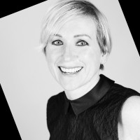 Yvonne Callan Email & Phone Number