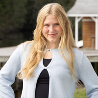 Hannah Holser Email & Phone Number