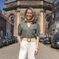 Simone Mortier Email