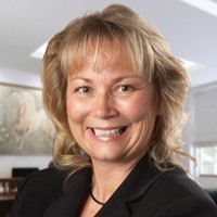 Angie Hesselberg Email & Phone Number