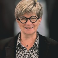 MetLife Employee Susan Rogers's profile photo
