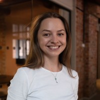 Fredrikke Schjøtt-Rivers Email