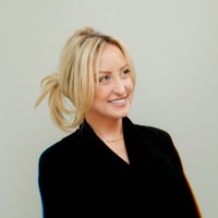Robyn M. Email & Phone Number