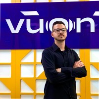 Carlos Vinícius Email