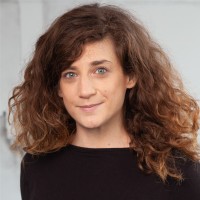 Nora Balkanyi Email