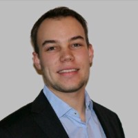 Oliver Janaczek Email
