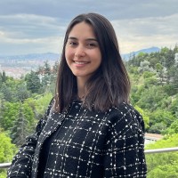 Büşra Çelikkaya Email