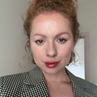 Kira Vessiari Email & Phone Number