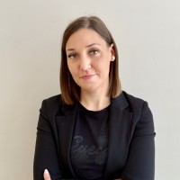 Anja Vinder Email