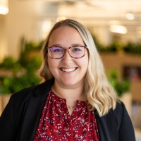 Julia Singer Email & Phone Number