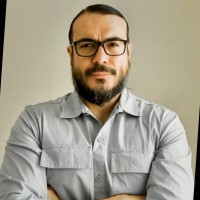 Luis de la Torre Email & Phone Number