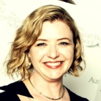 Suzanne Combemorel Email