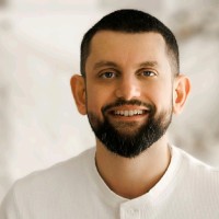 László Jakab Email & Phone Number