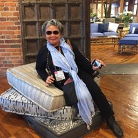 Fine Design Interiors Employee Diane Bobek's profile photo