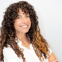 Overline Employee Vanessa Miceli's profile photo