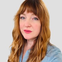 Amelia Mee Email & Phone Number