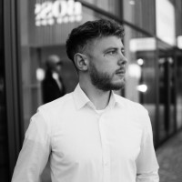 Fabian Kühne Email