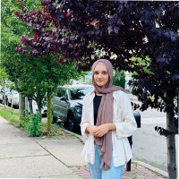 Zoia Khan Email