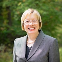 College of DuPage Employee Barbara Maxwell's profile photo