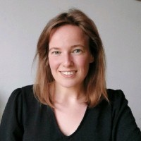 Anne van der Veen Email