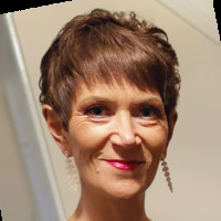 Ardent Employee Julie Heads's profile photo
