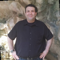 HelloTech Employee Mike Garcia's profile photo