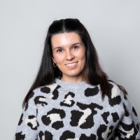 Marta Saavedra Email